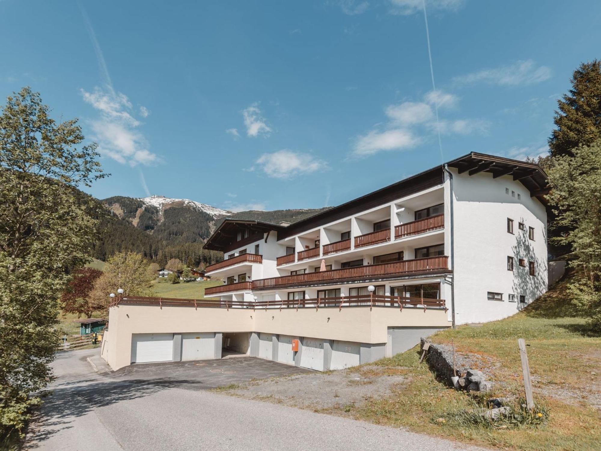 Apartment Holger By Interhome Zell am See Eksteriør bilde